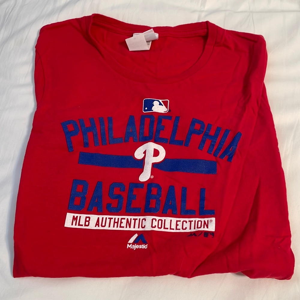 Philadelphia Phillies women’s t-shirt